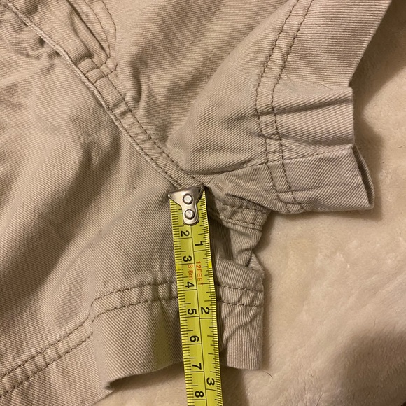 Shorts - Picture 3 of 3